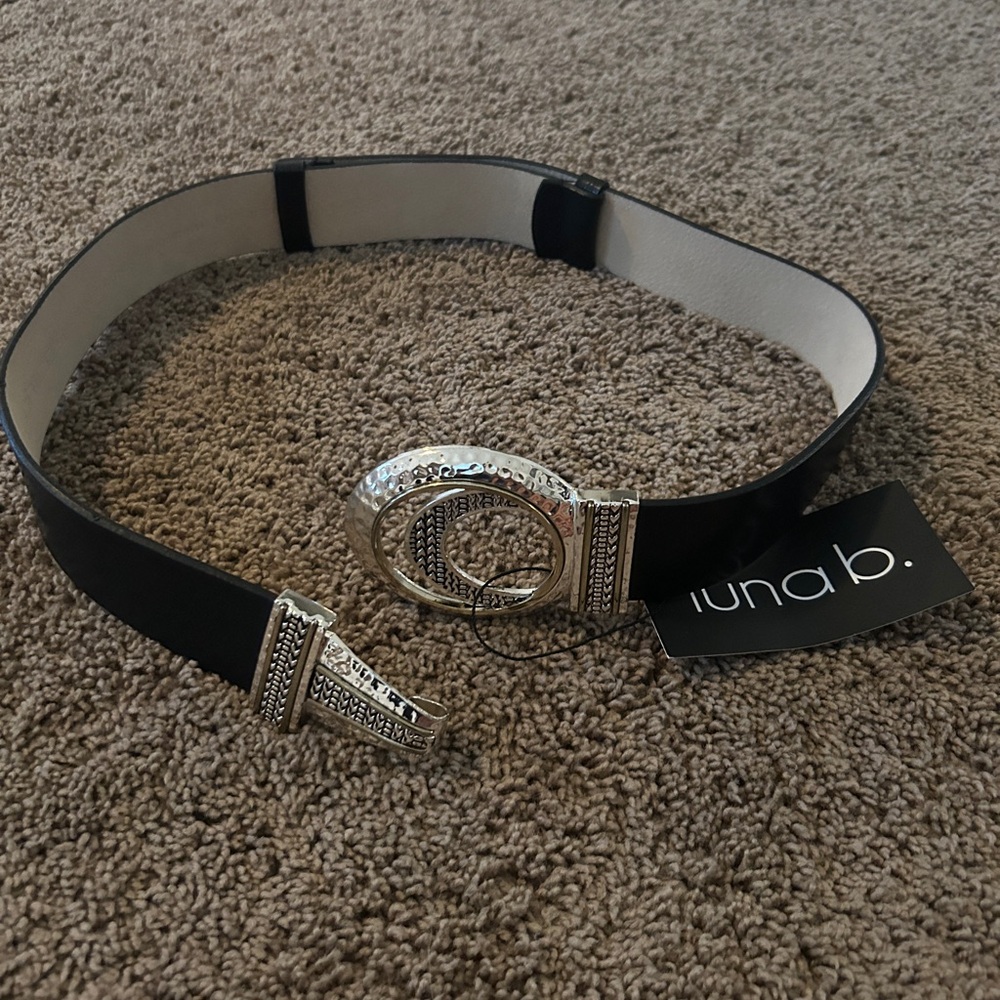Brand new Luna B belt with tags still on